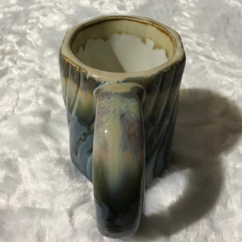 Stoneware Pottery Coffee Mug Drip Blue/Teal w/ Vertical Carved Fluting 12 fl oz. - Picture 8 of 9